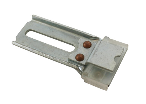 Halterung Sonnenblende 140/164/240/260 in der Gruppe Volvo / 240/260 / Karosserie / Reparaturblech Karosserie/Dach / Schiebedach 240/260 bei VP Autoparts AB (681101)