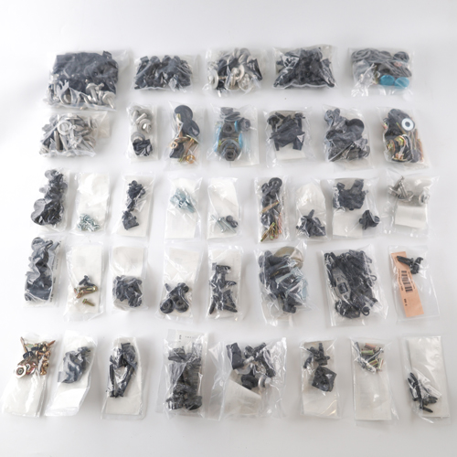 Schraubensatz Karosserie 70 Mustang in der Gruppe Ford/Mercury / Ford Mustang 65-73 / Karosserie / Montagematerial Karosse bei VP Autoparts AB (70Z-M)