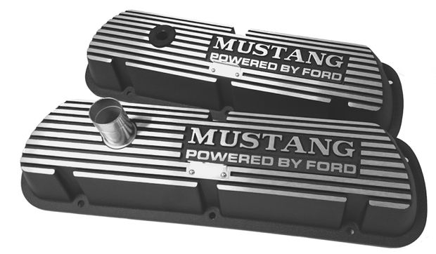 Valve cover Mustang powered by Ford in der Gruppe Ford/Mercury / Motoren Ford/Mercury / Ford 351W / Zylinderkopf Ford 351W bei VP Autoparts AB (C5ZZ-6A582-AB)