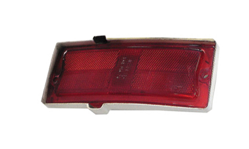 Side marker lamp Chevelle 70-72 RHR in der Gruppe General Motors / Chevelle/El Camino/Monte Carlo / Autoelektrik/Beleuchtung / Beleuchtung / Sonstige Beleuchtung Chevelle bei VP Autoparts AB (GM917101)