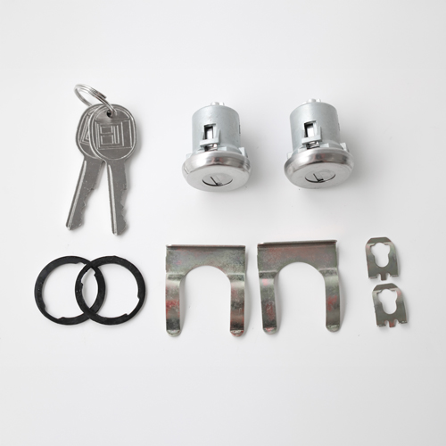 Schliesszylindersatz GM 61-87 in der Gruppe GM / Chevy II/Nova / Karosserie / T�ren/T�rkomponenten/Scheiben / T�ren Chevy II/Nova 1968-74 bei VP Autoparts AB (OER-609833A)
