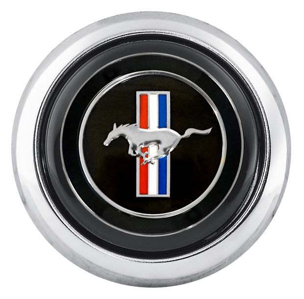 Tri-Bar Horn Button in der Gruppe Ford/Mercury / Ford Mustang 65-73 / Lenkung/Federung / Lenksule/Lenkrad / Shelby/GT350/GT500 bei VP Autoparts AB (S7MS-3623-MG)