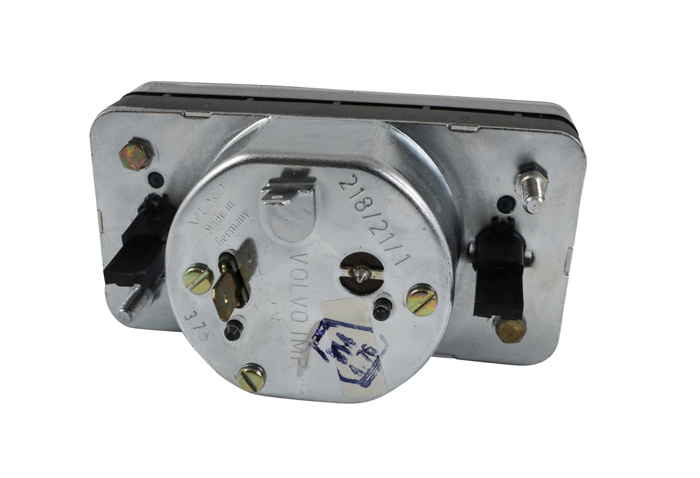 Uhr Armaturenbrett 240 75-84