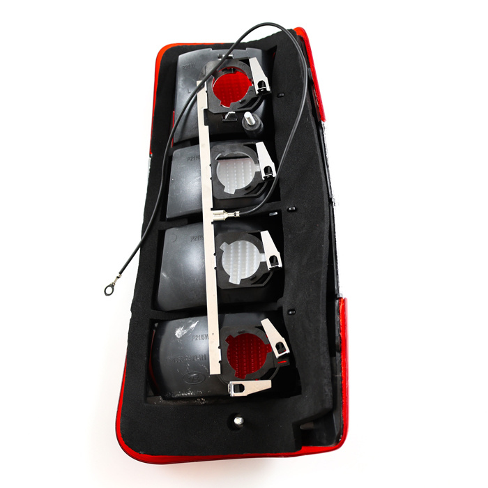 R�cklicht 245 81- weiss li