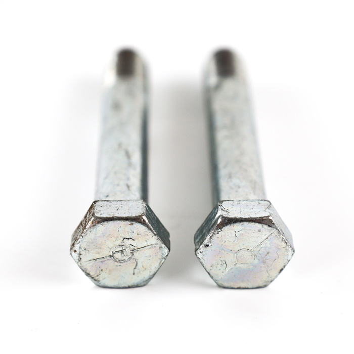 Schraube L�nkarm unten Mustang 65-66