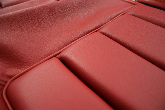 Front seats 1800 72-73 red leather