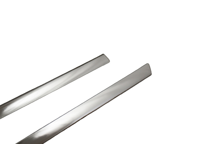 Zierleiste Amazon 2trg oben auf T�r