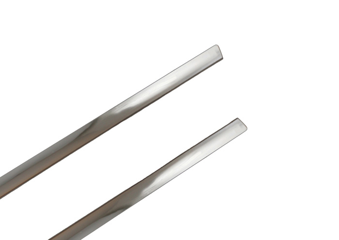 Zierleisten Amazon 2trg oben hinter T�r