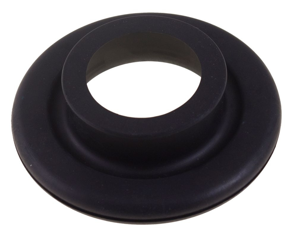 Grommet fuel pipe-trunk floor  P1800