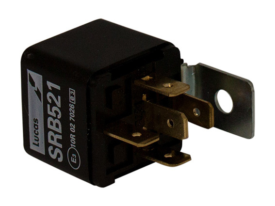 Relais Hupe 1800 ch-12499