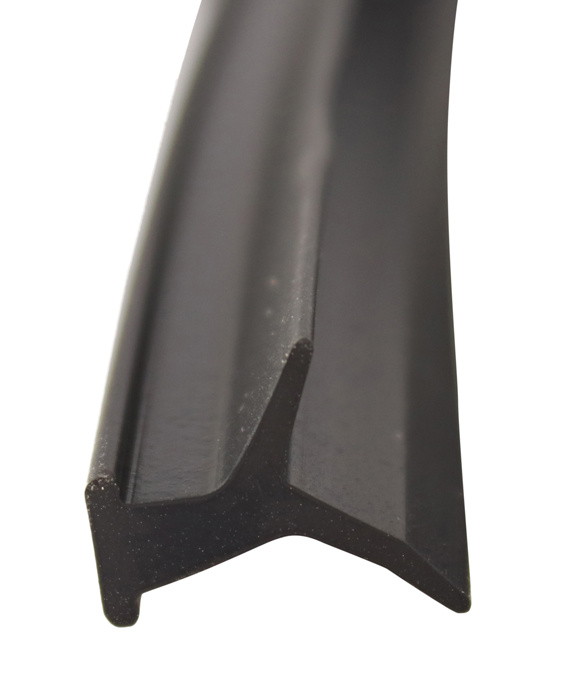 Gummileiste Kofferraum 220 oben Boden