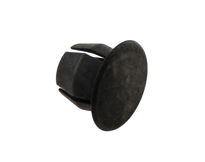 Clip, Innenverkleidung Kofferraum 700