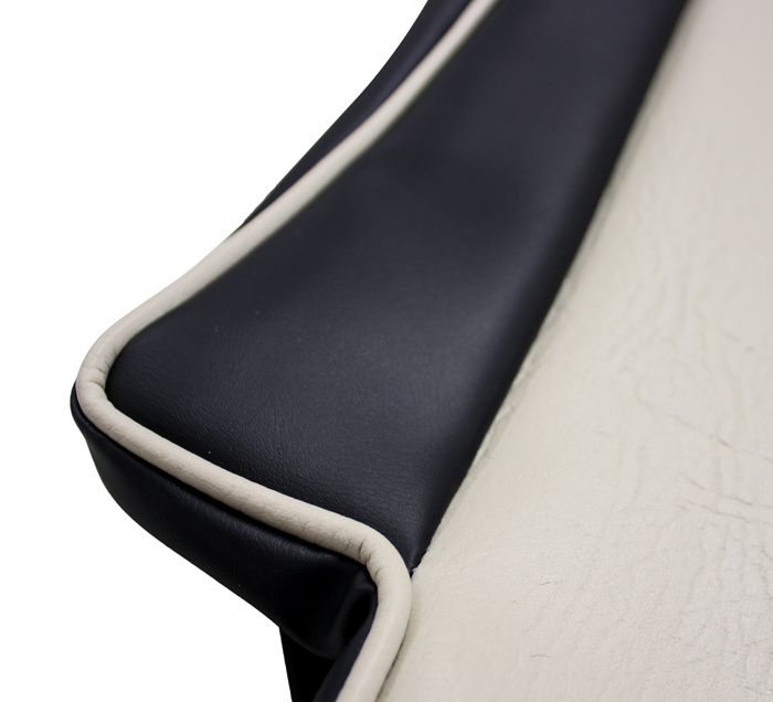 Seitenverkleidung hi 444L 57 US unten li