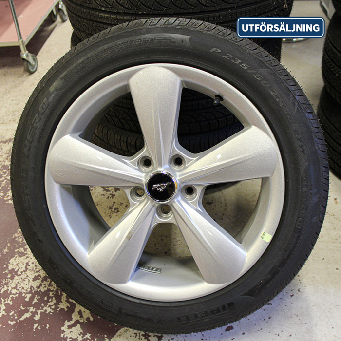 F�lg med d�ck Mustang 2013-14 18xJx44