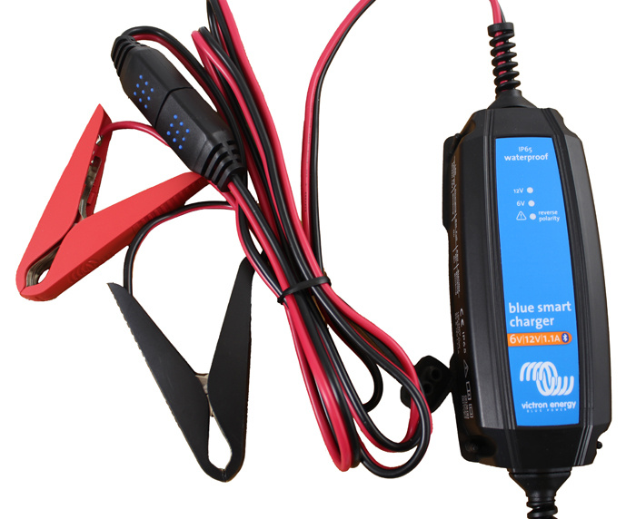 Batterieladeger�t Victron IP65 6/12V