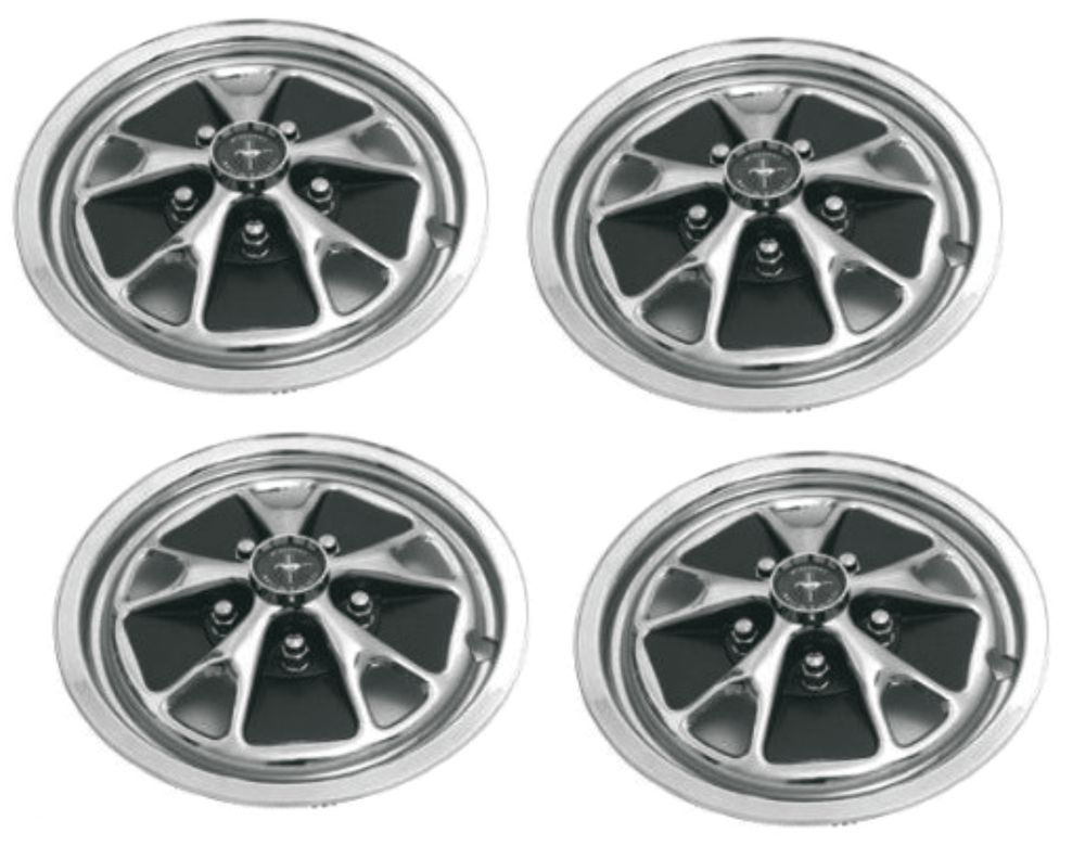 Styled steel plastic hub cap set