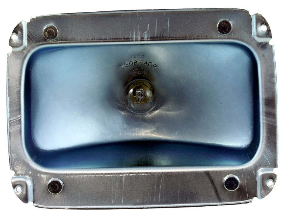 Lampengeh�use R�cklicht  65-66 