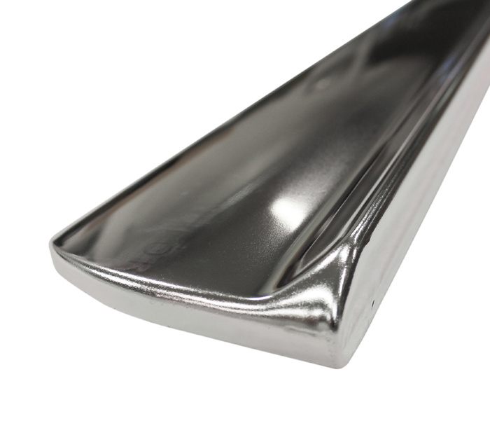 Zierleiste Schweller mit Clips 67-68 li