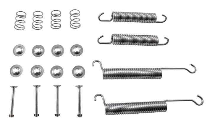 Montagesatz Bremsbacken Amazon 65-68/180